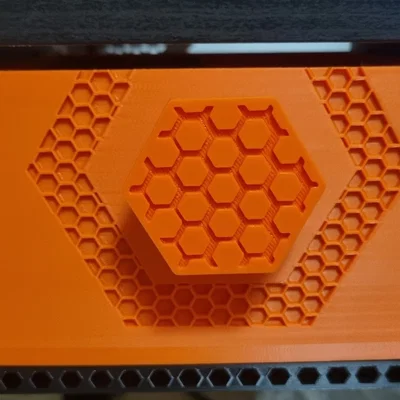 Ngăn kéo Gridfinity (Schublade/Drawer) gắn dưới bàn hoặc kệ