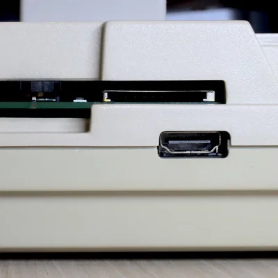 Giá đỡ đầu nối HDMI cho Amiga 500 (V2)