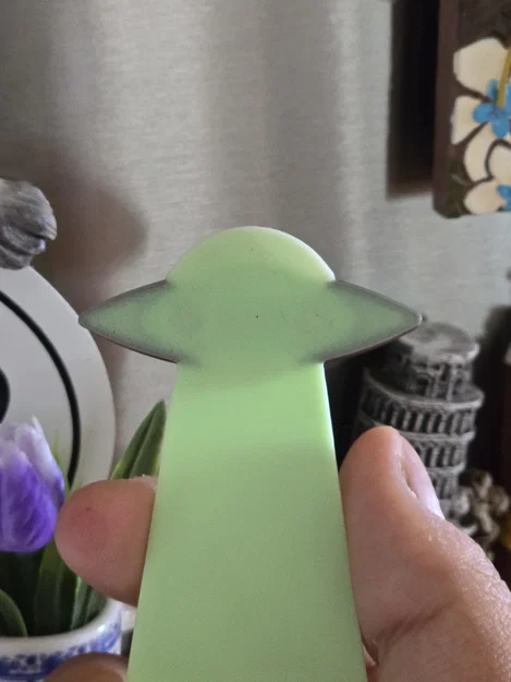 Nam châm tủ lạnh UFO phát sáng trong bóng tối (Glow-in-the-Dark) - Image 5