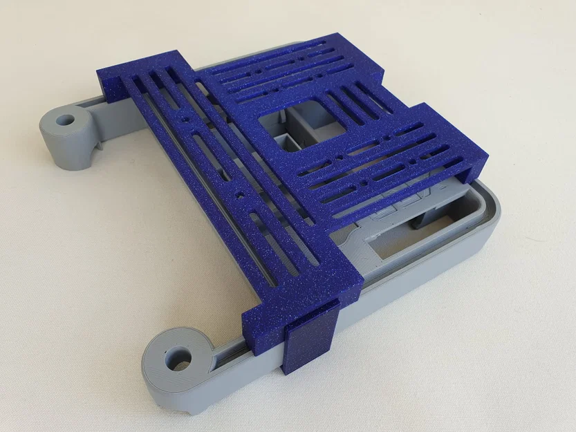 Tấm mounting plate cho SparkFun XRP expander - Image 2