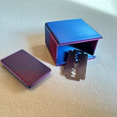 Hộp đựng lưỡi dao cạo (Razor Blade) có nắp