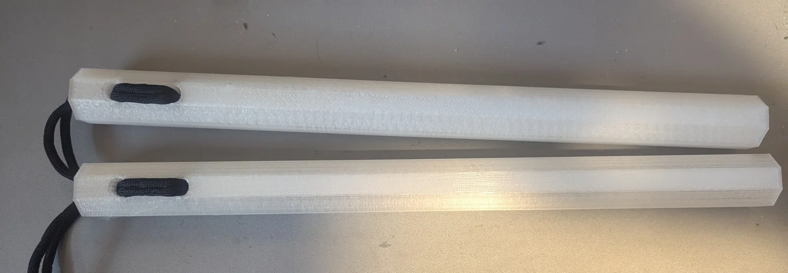 Nunchuku bát giác 12 inch, dày 1 inch, thiết kế để xỏ dây - Image 1