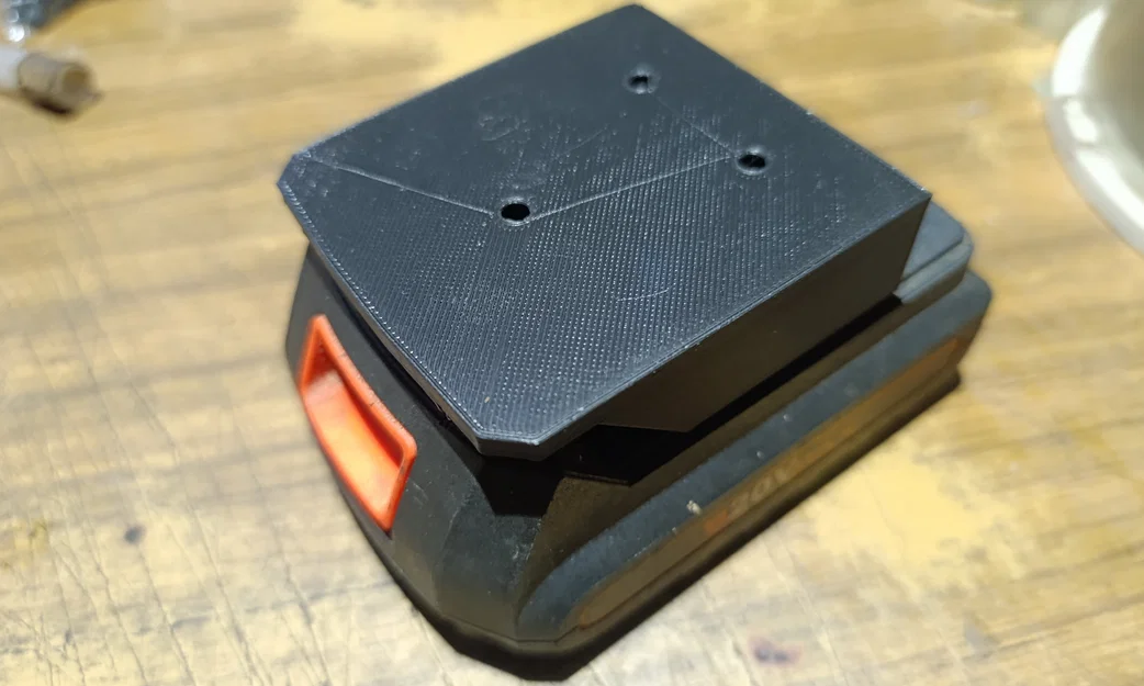 Giá treo pin WEN 20V MAX 3D - Giải pháp lưu trữ pin thông minh - Image 1