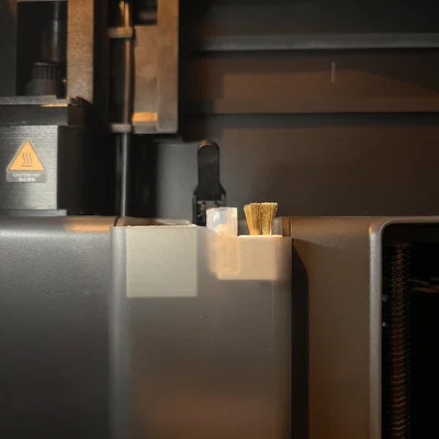 Gạt vệ sinh Nozzle: Silicone và Brass Brush