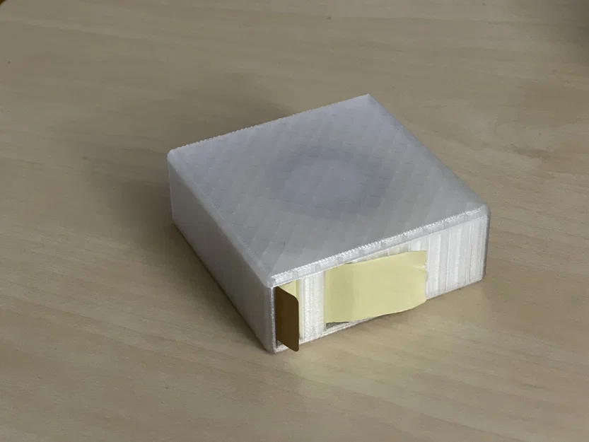 Hộp đựng và phân phối miếng dán mục tiêu Target Patch Dispenser - Image 2