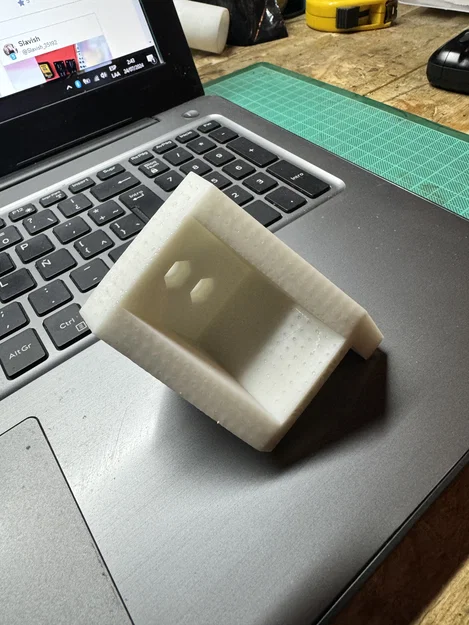 Bộ gia cố thanh dẫn hướng máy cưa bàn Stanley 3D Printing - Image 2