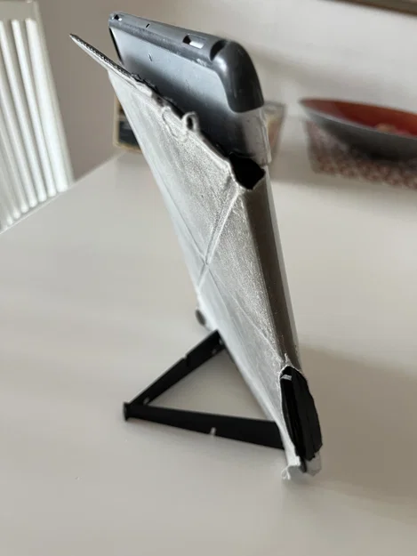 IstandPad: Giá đỡ điện thoại, máy tính bảng di động gấp gọn - Image 1