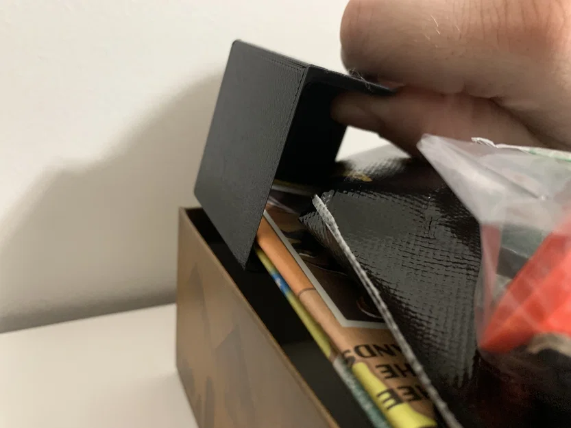 BOARD ASSIST (dụng cụ gỡ board & đồ trong hộp board game) - Image 1