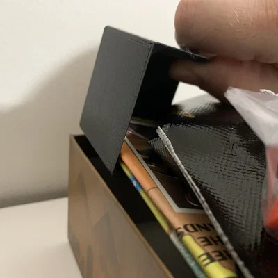 BOARD ASSIST (dụng cụ gỡ board & đồ trong hộp board game)
