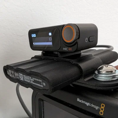 Ngàm BMPCC T7 Shield kèm Cold Shoe cho Black Magic Pocket Cinema Camera