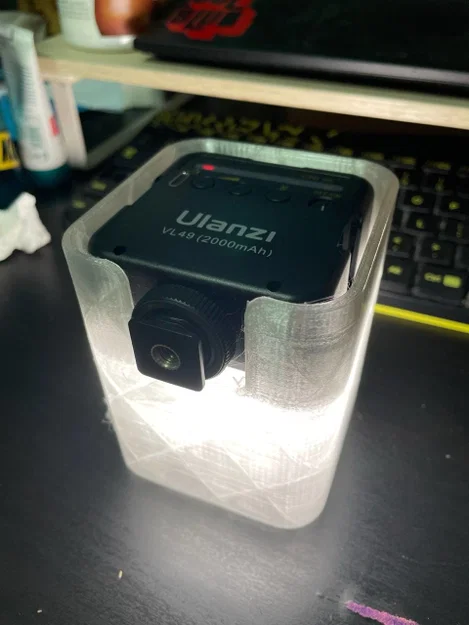 Bộ khung 3D biến đèn LED Ulanzi VL49 thành đèn bàn tiện lợi - Image 3