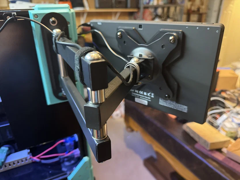 Ngàm gắn tay đỡ màn hình cho CASA Enclosure (CASA Enclosure Display Arm Mount) - Image 3