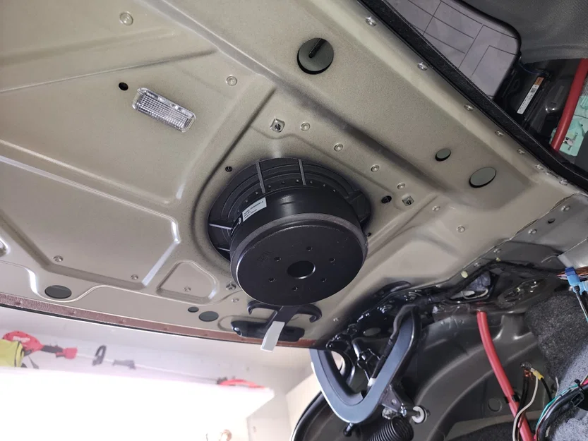 Giá đỡ adapter subwoofer 10" V2 cho Audi A3/S3 8V/8V5 (thay 8V0035412) - Image 14