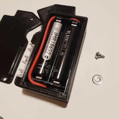 Vỏ “Unregulated Mod” có chỗ gắn Heatsink
