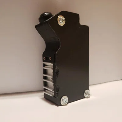 Vỏ “Unregulated Mod” có chỗ gắn Heatsink
