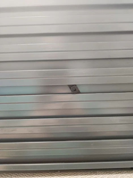 * Bản cập nhật* T Nut cho vách cubicle slat wall / slat rail - Image 3