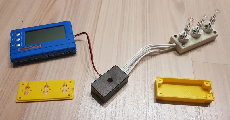 Hộp cho Battery Discharger - Aokoda - Image 1
