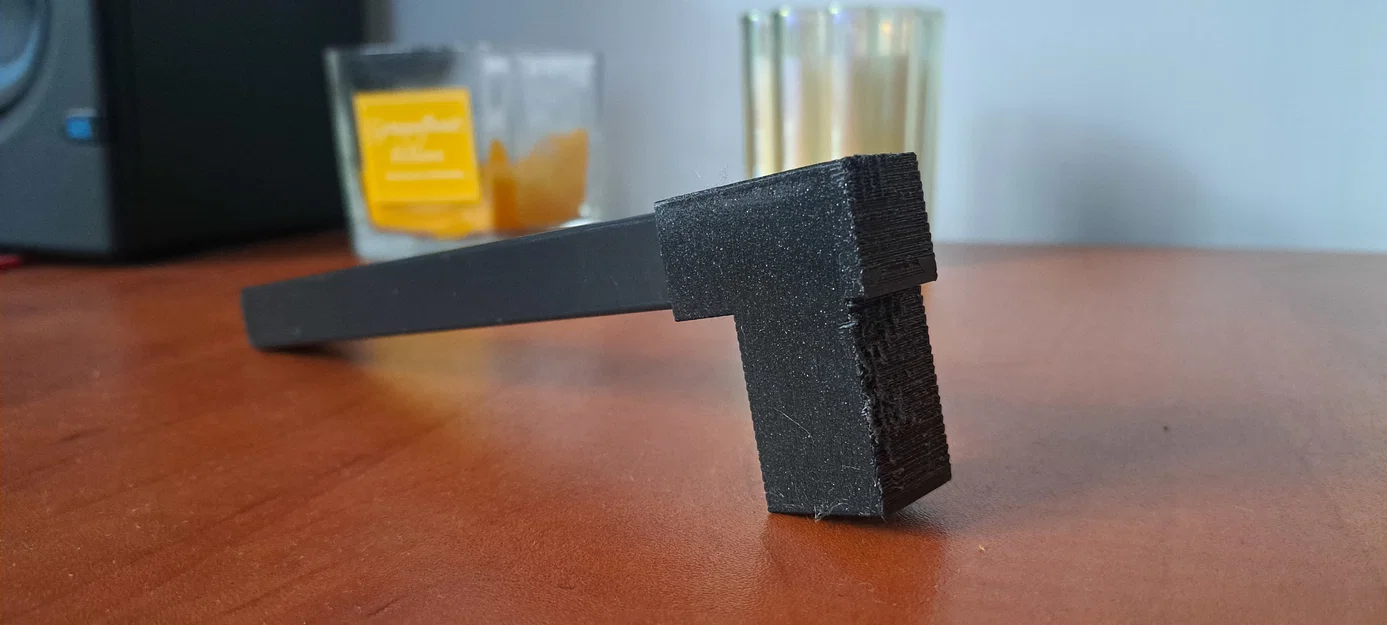 Chân vali (Suitcase leg) - Image 1
