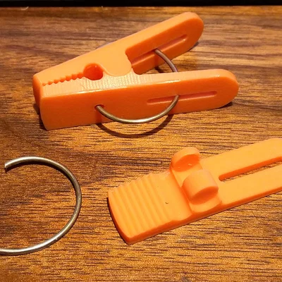 Mô hình kẹp phơi quần áo 3D tự lắp ráp tiện lợi