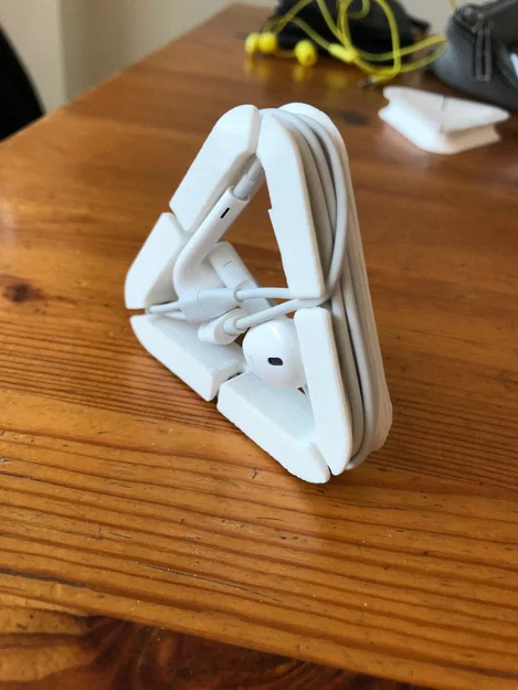 Bộ sắp xếp dây tai nghe Ear Phone Organizer - Image 1