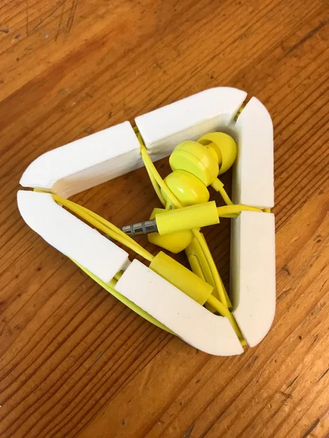 Bộ sắp xếp dây tai nghe Ear Phone Organizer - Image 2