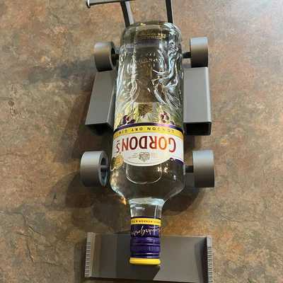 Bottle Racecar – Trang trí chai thành xe đua