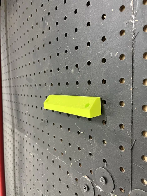 Ngàm treo pegboard cho chổi khoan Ryobi (Ryobi Drill Brush Pegboard Mount) - Image 3