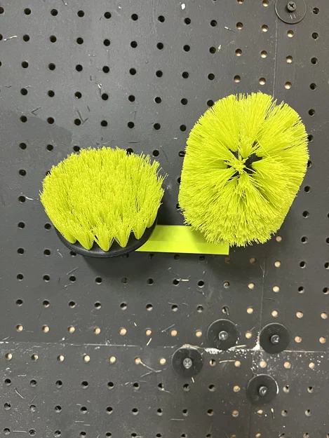 Ngàm treo pegboard cho chổi khoan Ryobi (Ryobi Drill Brush Pegboard Mount) - Image 4