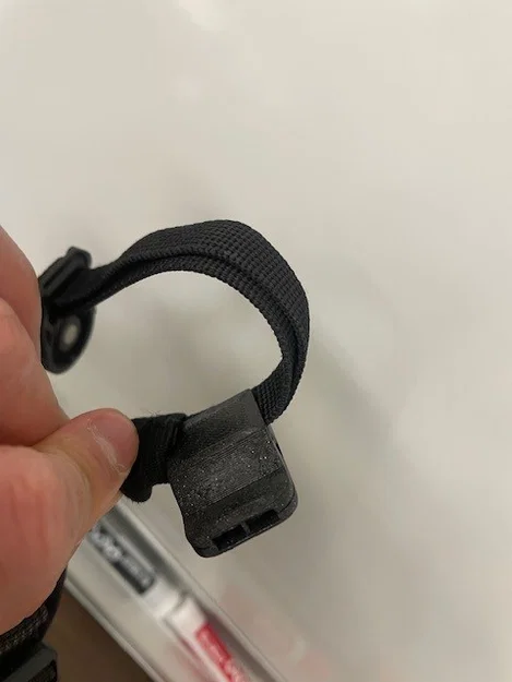 Còi mỏng gắn dây đai ngực balo (Backpack Chest Strap Whistle Thin) - Image 3