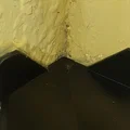 Giải pháp rò rỉ: Phễu gắn tường giúp dọn vệ sinh dễ hơn - Thumbnail 4