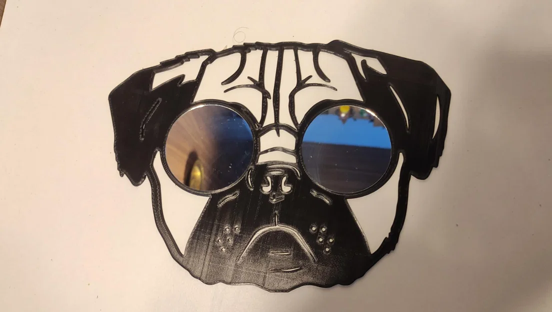 Mặt chó Pug in 3D kèm kính gương 58mm (.stl, .step) - Image 1
