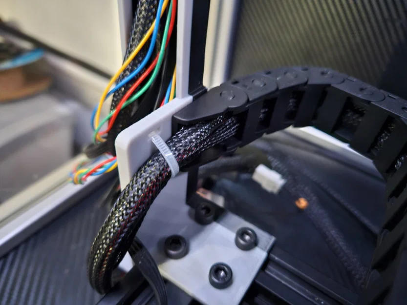 CR-10: Drag chain trục Y mua sẵn, kèm bed mount cứng - Image 2