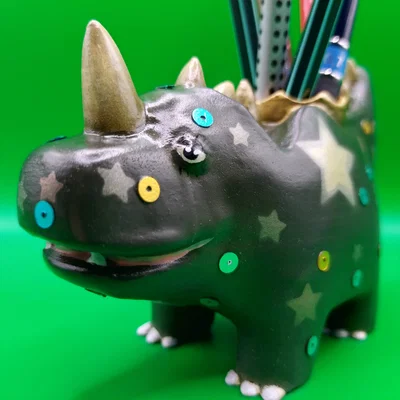Ống cắm bút khủng long (Dino pencil holder)