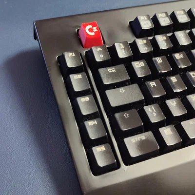Phím ESC Cherry MX với logo Commodore