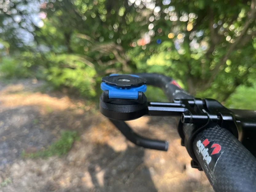 Token ngàm Quad Lock cho mount máy tính xe đạp Barfly - Image 1