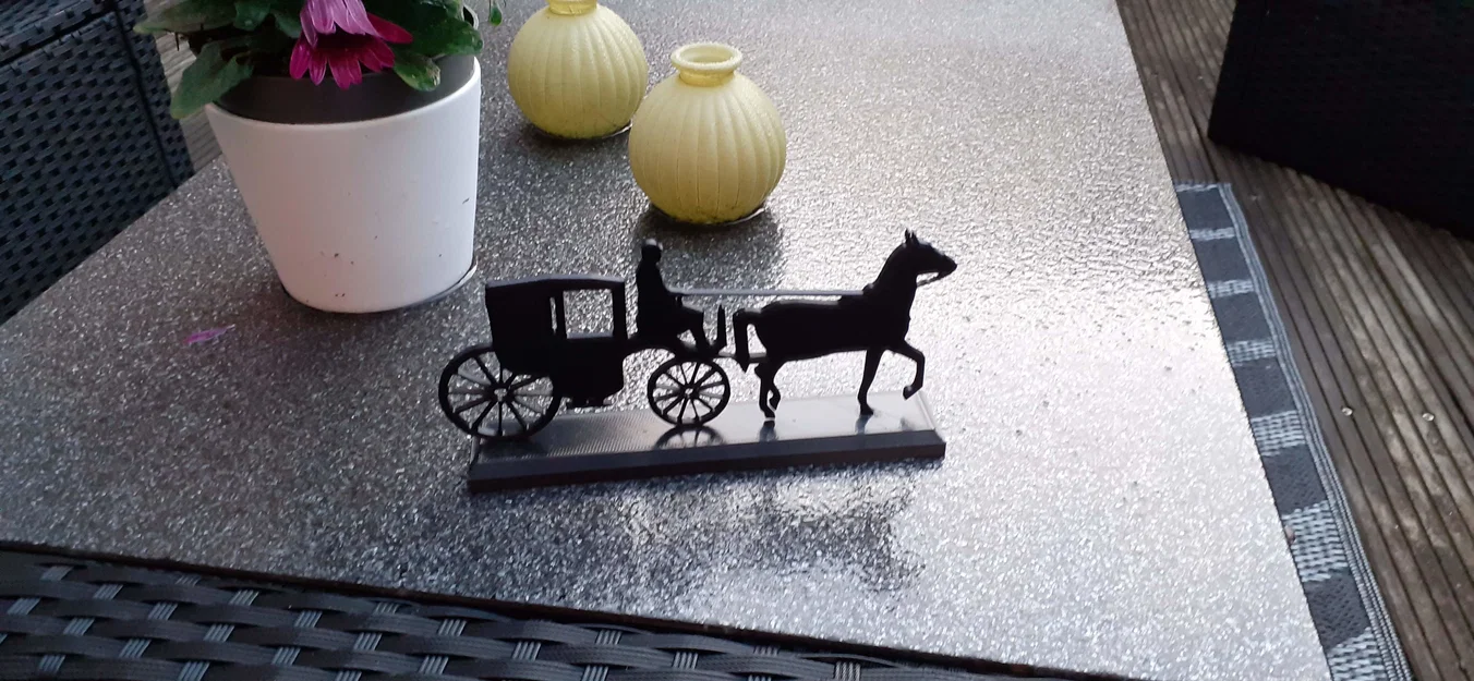 Mô hình trang trí xe ngựa cổ điển (Coachman) in 3D tinh tế - Image 1