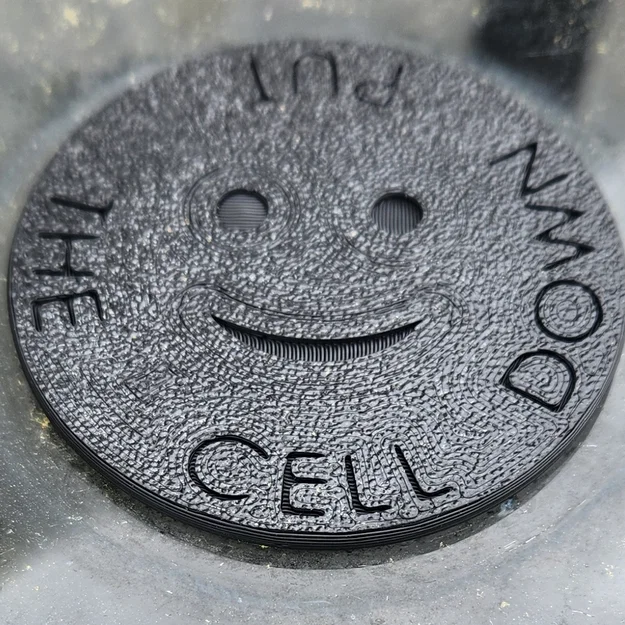 Nắp đậy lỗ dù bàn ngoài trời "Put The Cell Down" - In 3D cực độc - Image 2