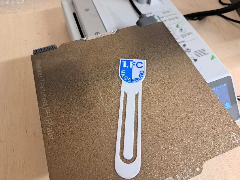 Thẻ đánh dấu trang sách (Bookmark) 1.FC Magdeburg in 3D độc đáo - Image 3