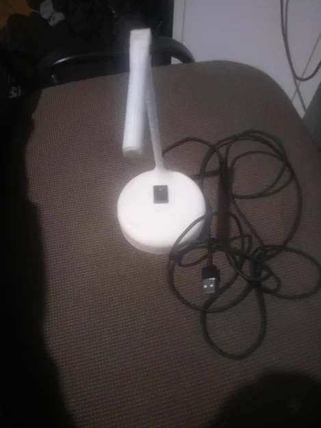 Đèn có pin (Lampka z baterią) - Image 4
