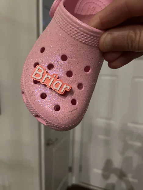 Cách tự in 3D phụ kiện trang trí Crocs Charm tên riêng cực đẹp - Image 1