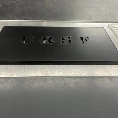 Khung tạo khuôn chữ (Spray Frame) hỗ trợ phun sơn logo sắc nét