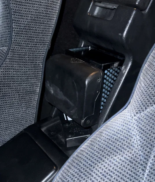 Ngàm gắn khay để cốc cho xe Toyota MR2 AW11 in 3D - Image 1
