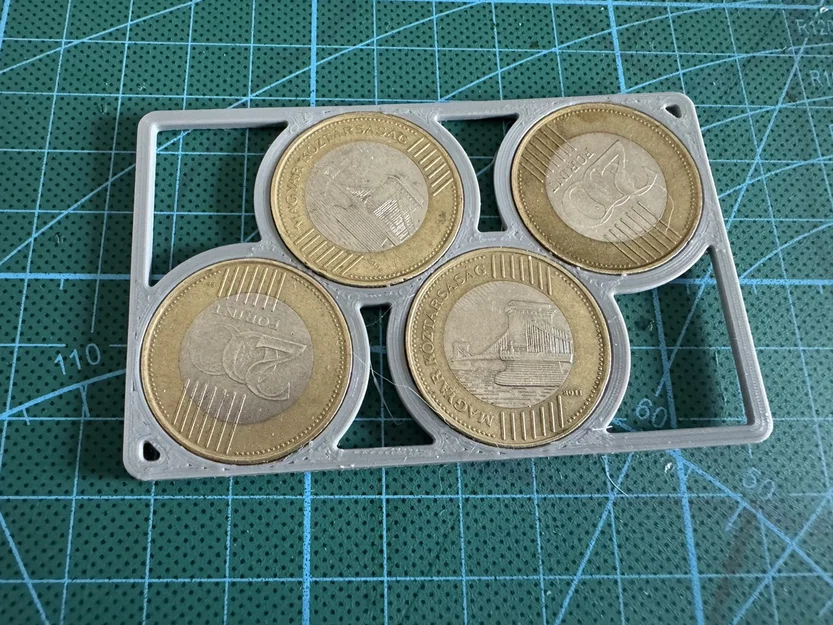 Khay đựng tiền xu nhỏ gọn kích thước thẻ tín dụng cho 200 Forint - Image 1