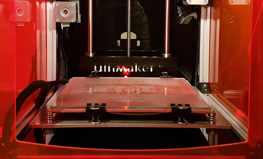 Tấm bed plate clone Ultimaker 2 – sẵn sàng cho MK2b - Image 1