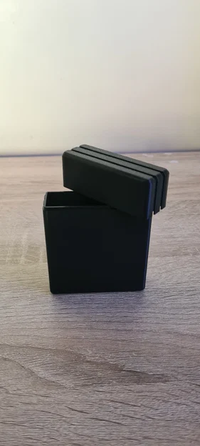 Hộp Đựng Bài Tây 3D (Playing Card Carry Case) Bền Đẹp - Image 3