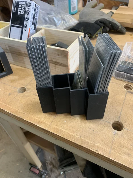 Khay đựng đinh Brad Nail Organizer 3D - Phụ kiện cho thợ mộc - Image 1
