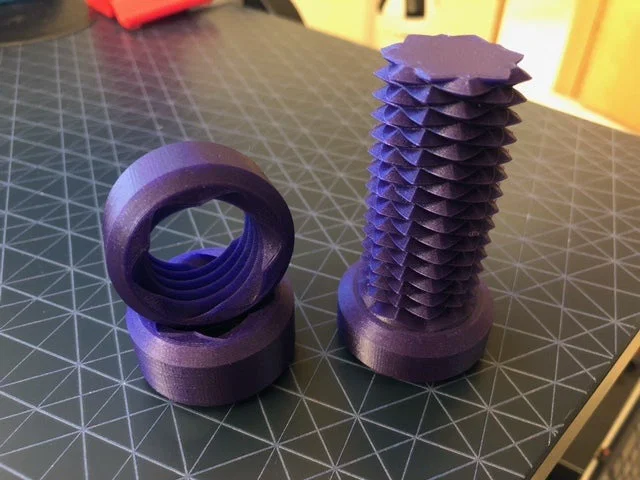 Vít hai chiều (Two way screw) - Image 1