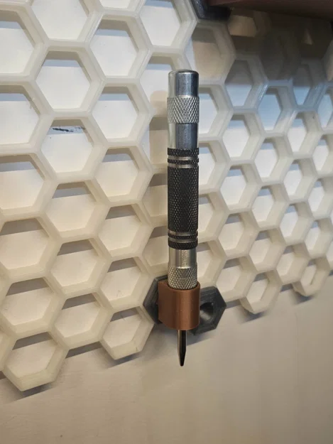 Giá treo dụng cụ lấy dấu tự động (Center Punch) cho Honeycomb Wall - Image 1