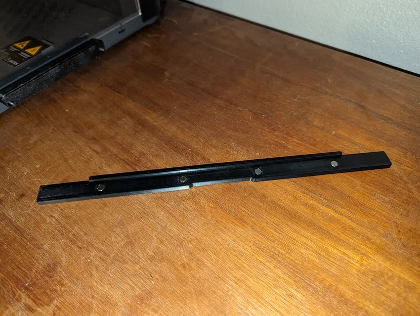 Gá đỡ kính trên cho enclosure P1P “Vision” - Image 1