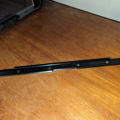 Gá đỡ kính trên cho enclosure P1P “Vision”